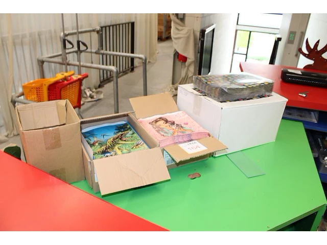 Papieren geschenkzakjes in vier uitvoeringen - afbeelding 2 van  2
