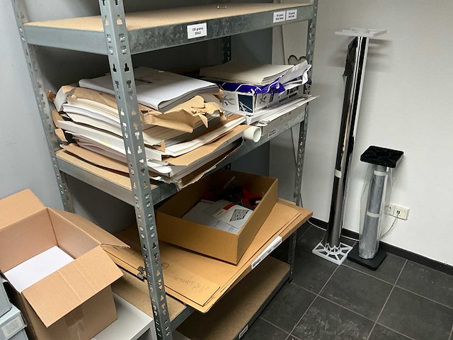 Papieren papier - afbeelding 3 van  6