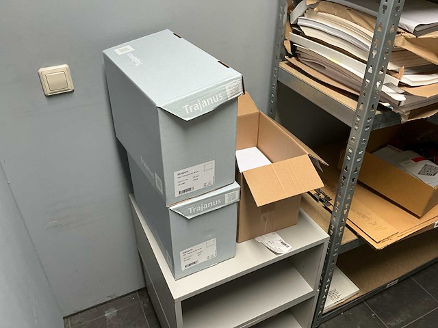 Papieren papier - afbeelding 4 van  6