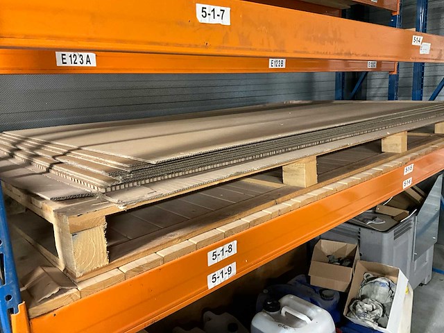 Papieren papier - afbeelding 4 van  4