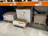 Papieren papier - afbeelding 2 van  16