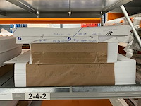 Papieren papier - afbeelding 3 van  19