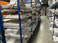 Papieren papier - afbeelding 1 van  19