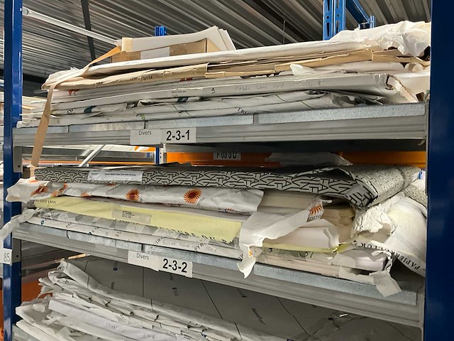 Papieren papier - afbeelding 13 van  19