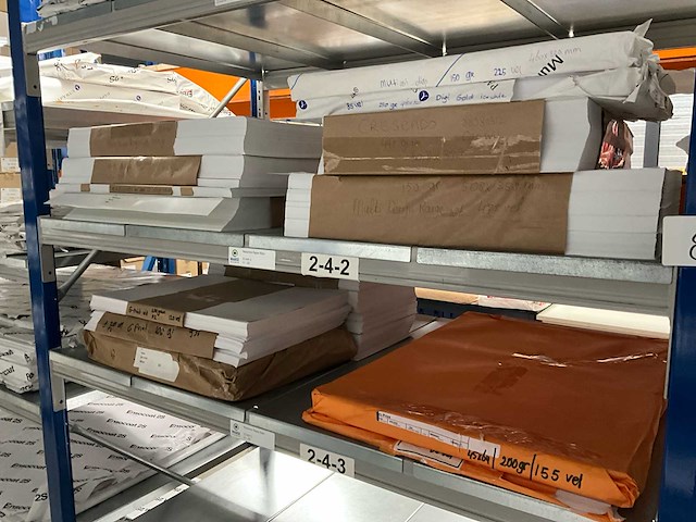 Papieren papier - afbeelding 17 van  19