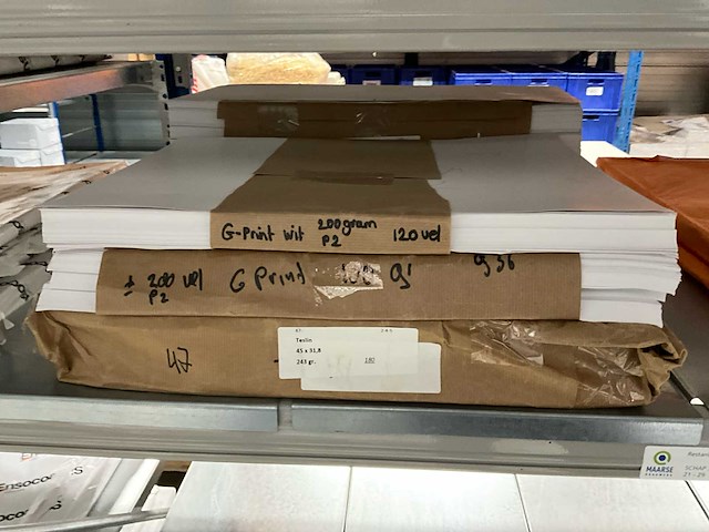 Papieren papier - afbeelding 19 van  19