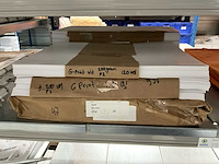 Papieren papier - afbeelding 19 van  19