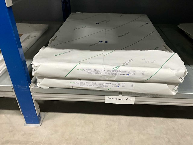 Papieren papier - afbeelding 10 van  49