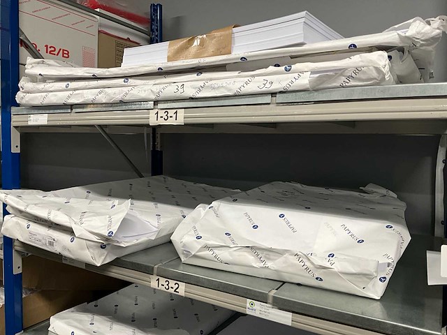 Papieren papier - afbeelding 29 van  49