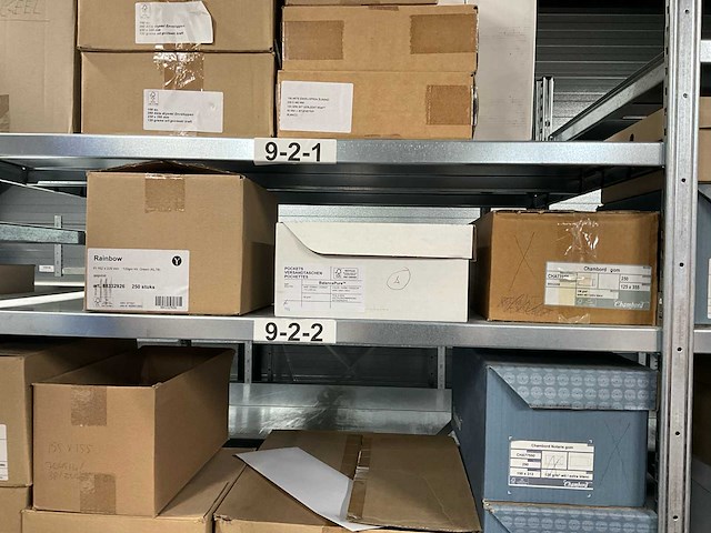 Papieren papier - afbeelding 3 van  19