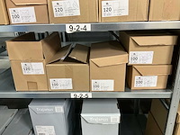 Papieren papier - afbeelding 6 van  19