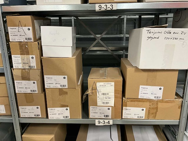 Papieren papier - afbeelding 18 van  19