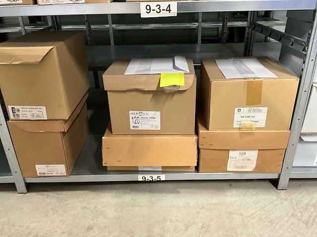 Papieren papier - afbeelding 19 van  19