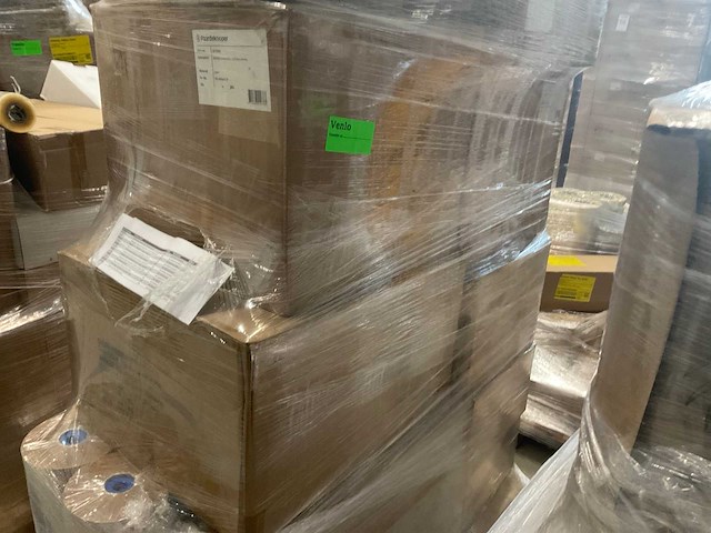 Papieren tassen, touw, hoedendoos - afbeelding 7 van  7