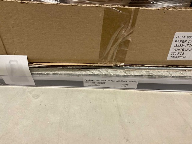 Papieren tassen - afbeelding 28 van  71