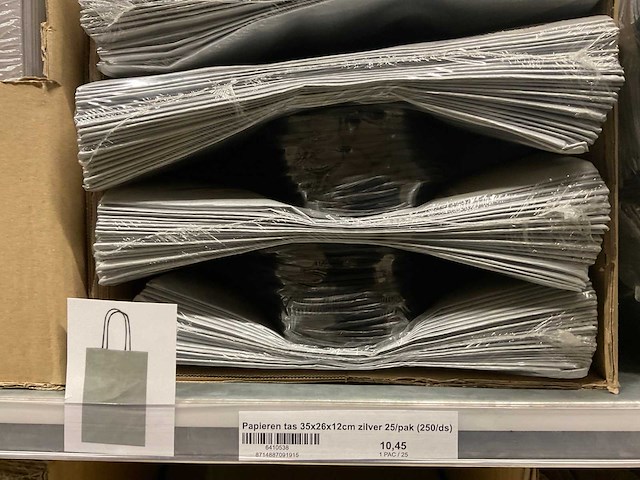 Papieren tassen - afbeelding 54 van  71