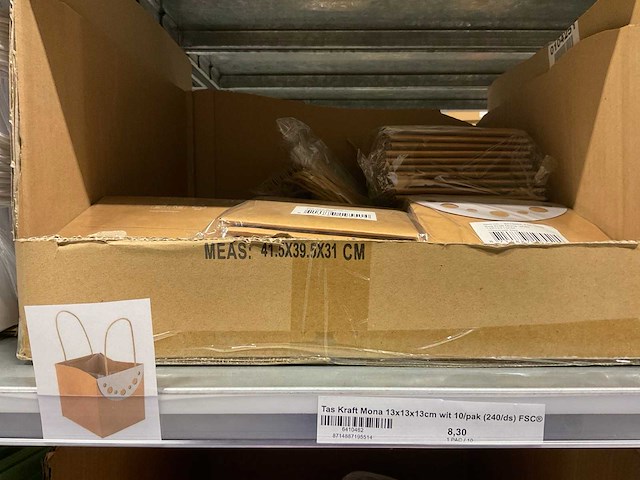 Papieren tassen - afbeelding 67 van  71