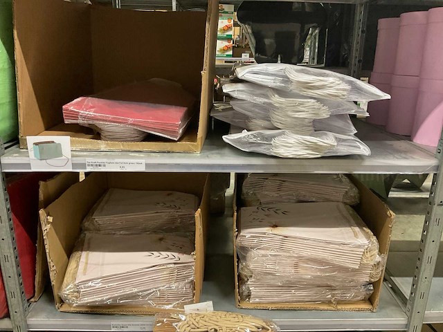 Papieren tassen - afbeelding 70 van  71