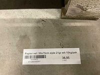 Papieren vellen - afbeelding 6 van  14