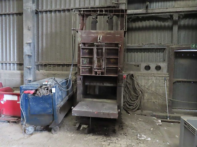 Papiersnijmachine 40 tons - afbeelding 1 van  8