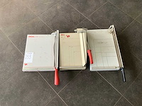 Papiersnijmachines (3x) - afbeelding 1 van  4