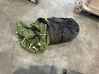 Parachute - afbeelding 2 van  4