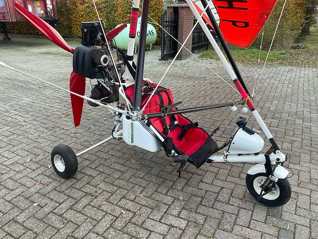 Paraglide delta viper trike 582/13m vliegtuig - afbeelding 1 van  13