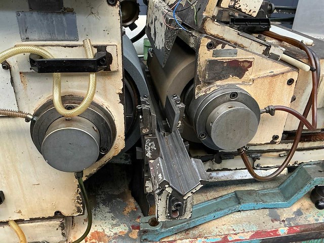 Paragon rc-1812 centerloze slijpmachine - afbeelding 20 van  23