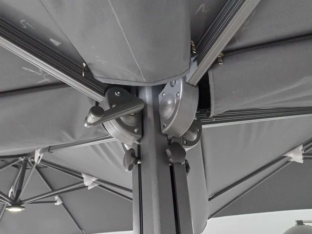 Parasol - aluminium frame, 200 grams brandvertragend doek - paralux - excl. parasolvoet; de parasol is voorzien van een grondanker - shadeon - afbeelding 9 van  10