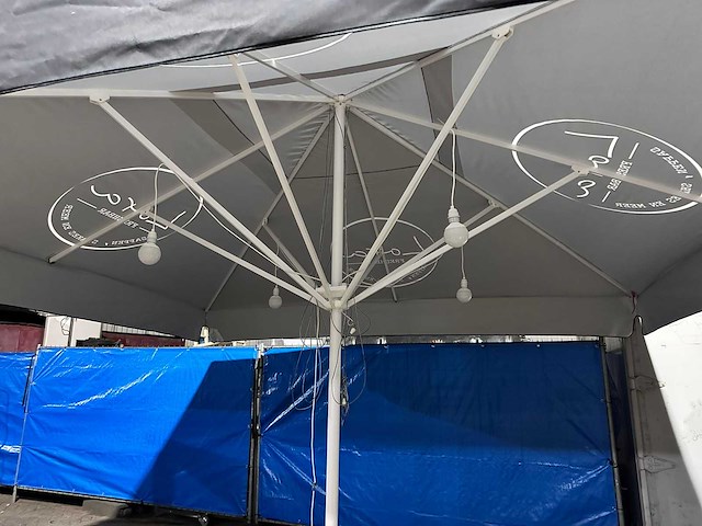 Parasol 400x400cm - afbeelding 5 van  9