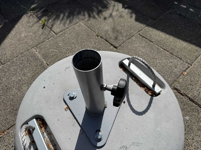 Parasol voet - afbeelding 3 van  4