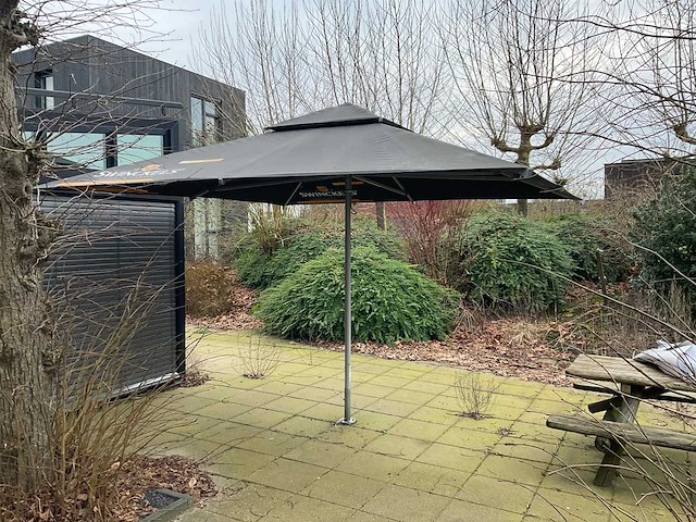 Parasol - afbeelding 1 van  3