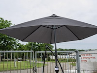 Parasol - afbeelding 1 van  3