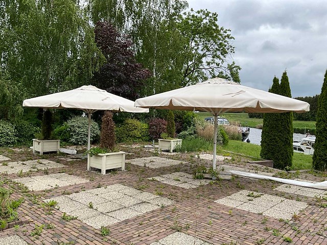Parasols (2x) - afbeelding 1 van  11