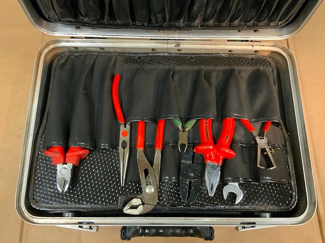 Parat clasic gereedschapskoffer met inhoud - afbeelding 7 van  14