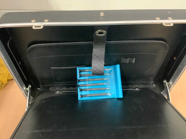 Parat clasic gereedschapskoffer met inhoud - afbeelding 4 van  10