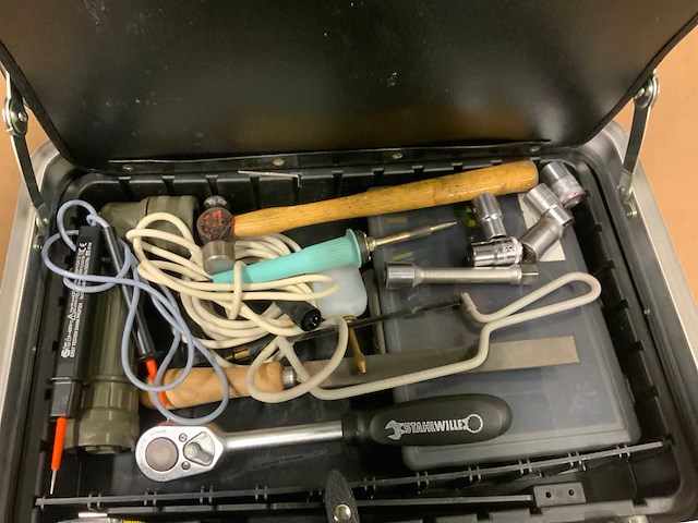 Parat clasic gereedschapskoffer met inhoud - afbeelding 8 van  10