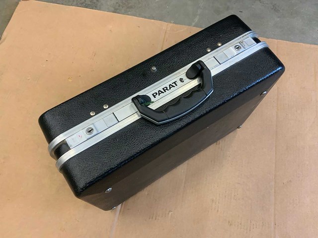 Parat clasic gereedschapskoffer met inhoud - afbeelding 4 van  13