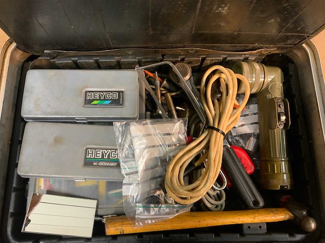 Parat clasic gereedschapskoffer met inhoud - afbeelding 12 van  14