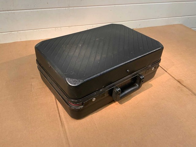 Parat gereedschap koffer met inhoud - afbeelding 3 van  12