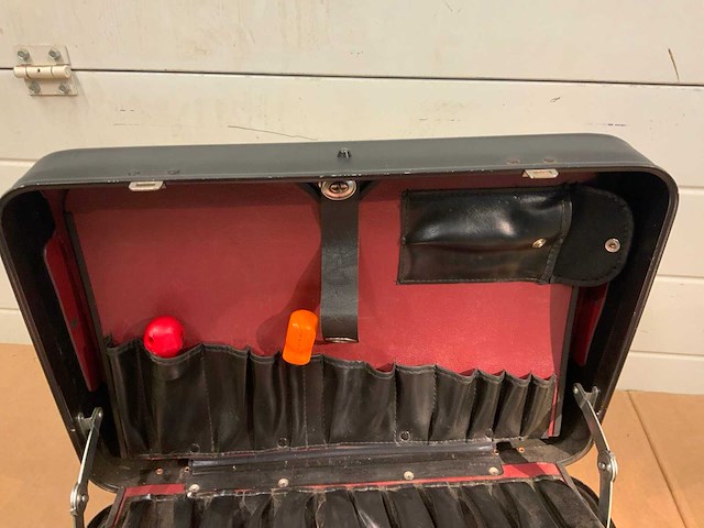 Parat gereedschap koffer met inhoud - afbeelding 8 van  12