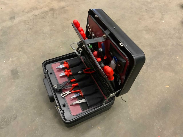 Parat gereedschap koffer met inhoud - afbeelding 1 van  16