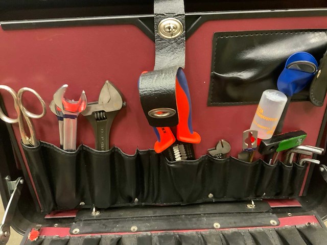 Parat gereedschap koffer met inhoud - afbeelding 11 van  16