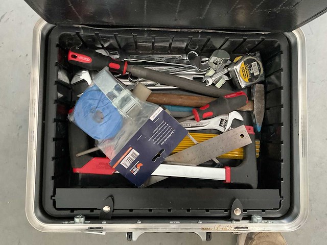 Parat gereedschapskoffer met inhoud - afbeelding 3 van  3