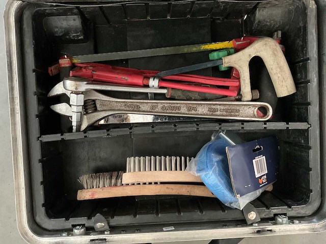 Parat gereedschapskoffer met inhoud - afbeelding 3 van  3