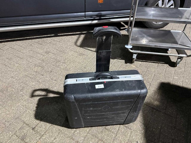 Parat gereedschapskoffer met inhoud - afbeelding 5 van  15