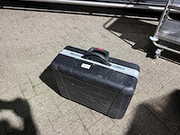 Parat gereedschapskoffer met inhoud - afbeelding 1 van  15
