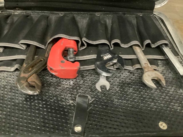 Parat gereedschapskoffer - afbeelding 3 van  5