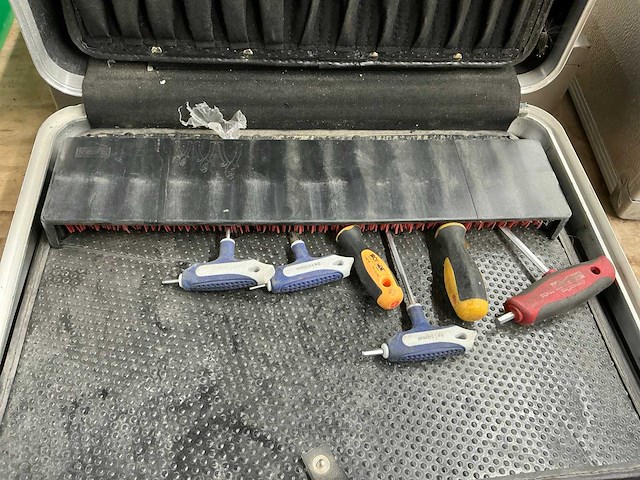 Parat gereedschapskoffer - afbeelding 4 van  6