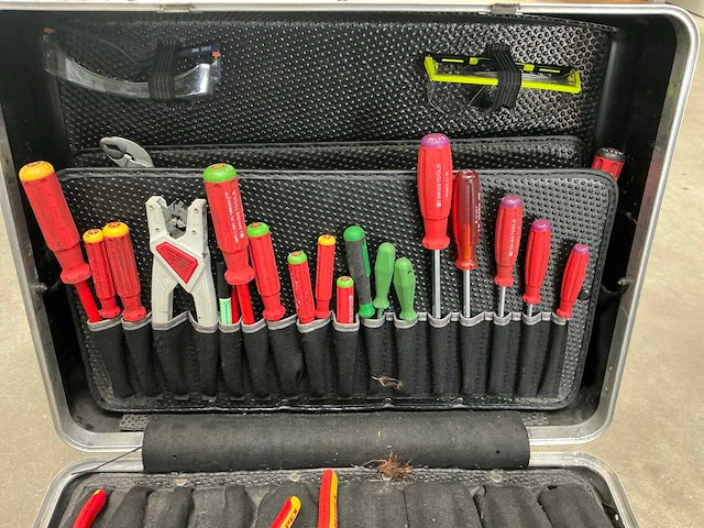 Parat verrijdbare gereedschapskoffer - afbeelding 12 van  20